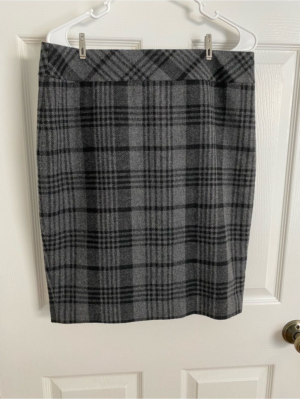 LOFT Gray Black Plaid Wool Blend Pencil Skirt | Size 10